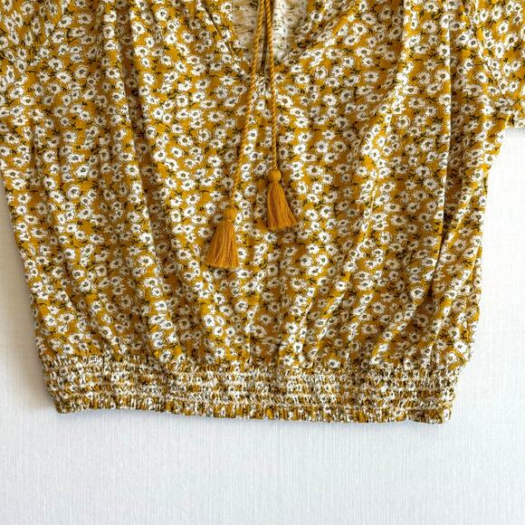 LUCKY BRAND Short Sleeve Tie Front Peasant Top Women's Sz S Yellow Ditsy Floral - Picture 5 of 15
